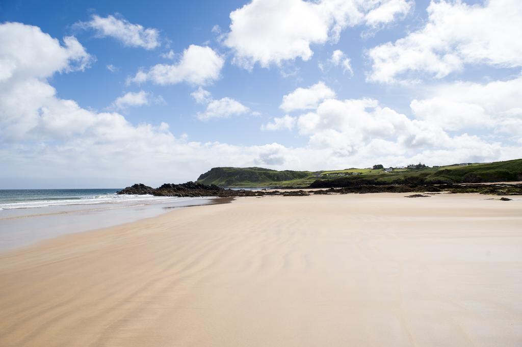 Mcgrory'S Hotel Culdaff Buitenkant foto