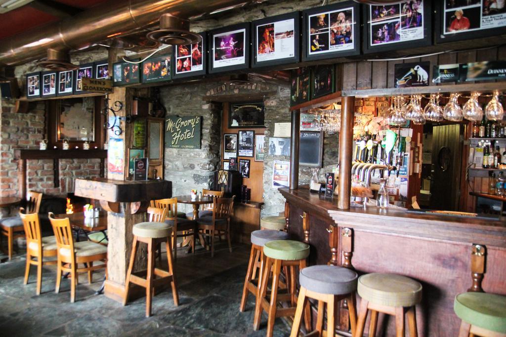 Mcgrory'S Hotel Culdaff Buitenkant foto